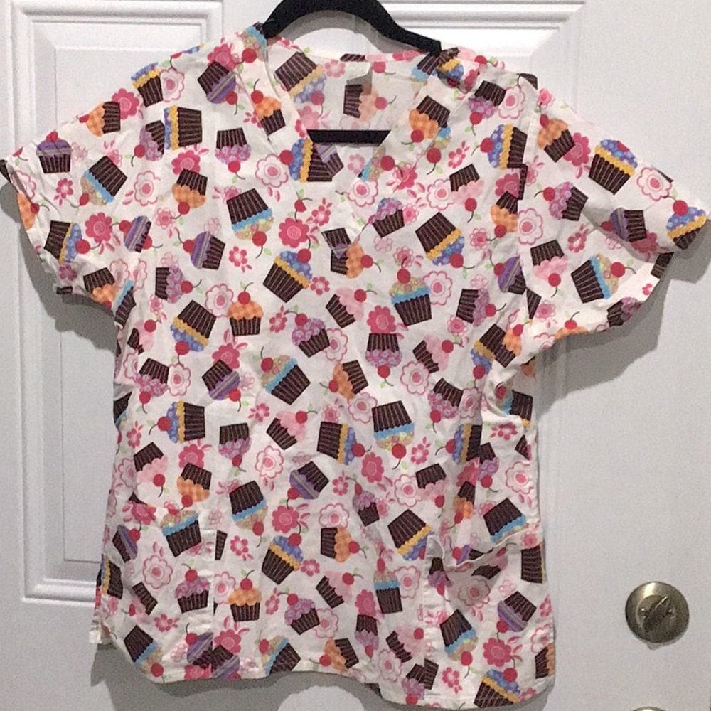 Scrub top